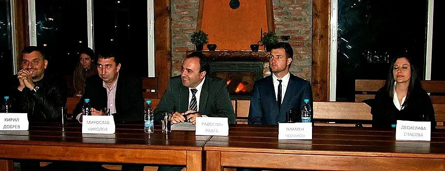 Радев обеща Обществен съвет, участващ в управлението на Костенец