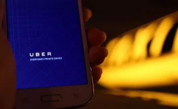 Канбера легализира Юбер