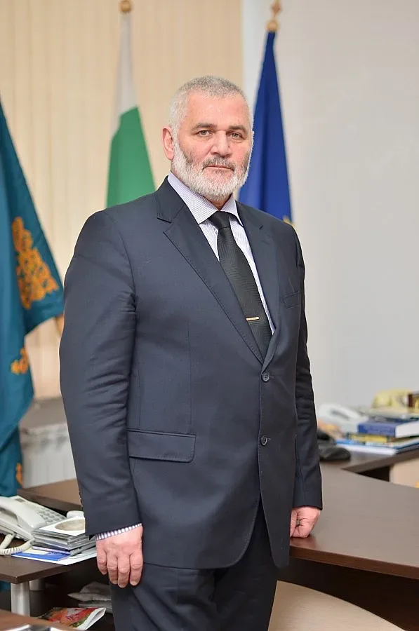 Юлиян Найденов готов  с проекти за 8 милиона