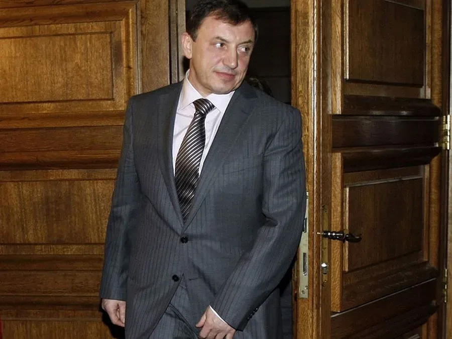 Джип за милион спаси Алексей (ОБЗОР)