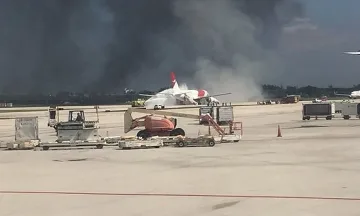 Самолет се запали при излитане в Холивуд, има пострадали