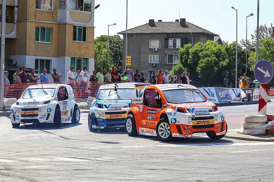 Шоу на четири колела в Благоевград