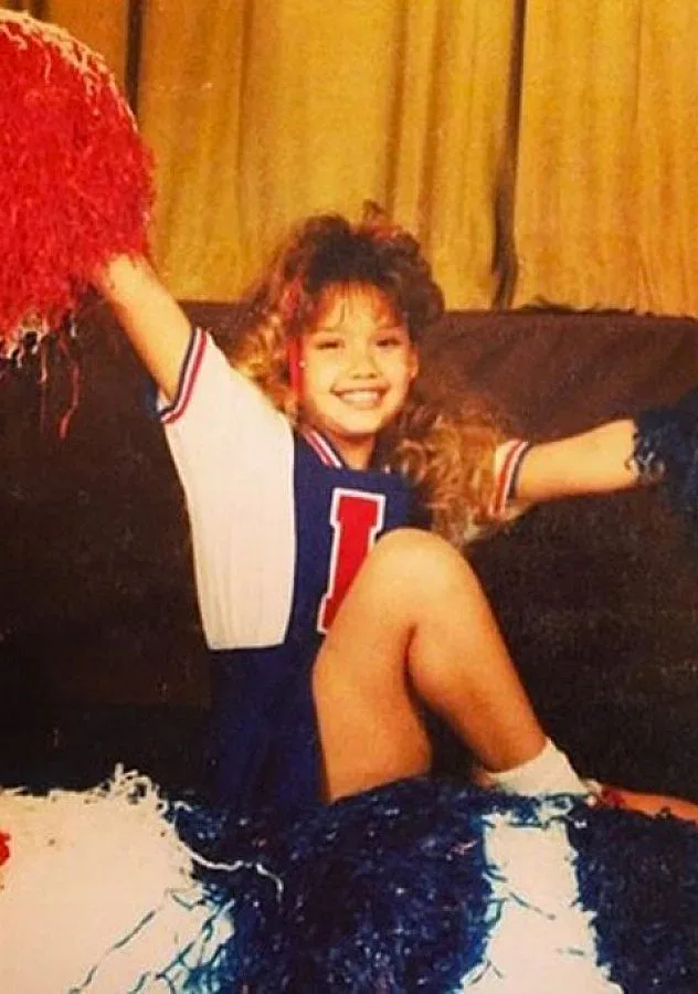 Отговорът на загадката: Джесика Алба