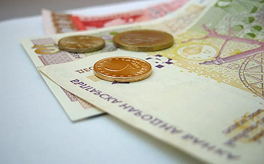 Топлим двустаен апартамент с природен газ за 70 лева на месец