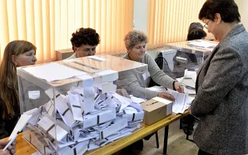 Десни коалиции в общинските съвети
