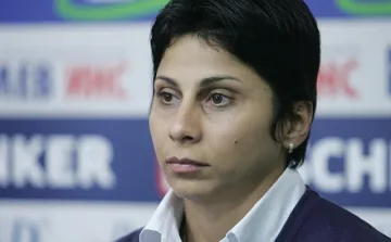 Сребро за Стела Енева в Катар
