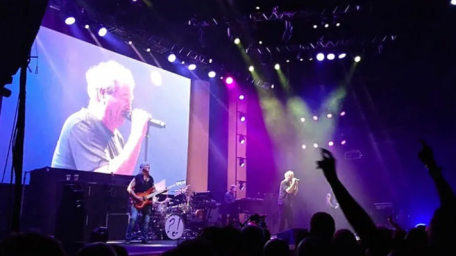 Deep Purple представиха две нови песни