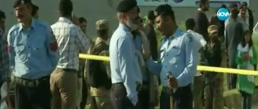 Жертвите на земетресението в Афганистан над 270