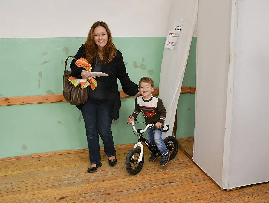 Работно време на избирателните секции