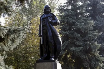 Ленин се превърна в Дарт Вейдър