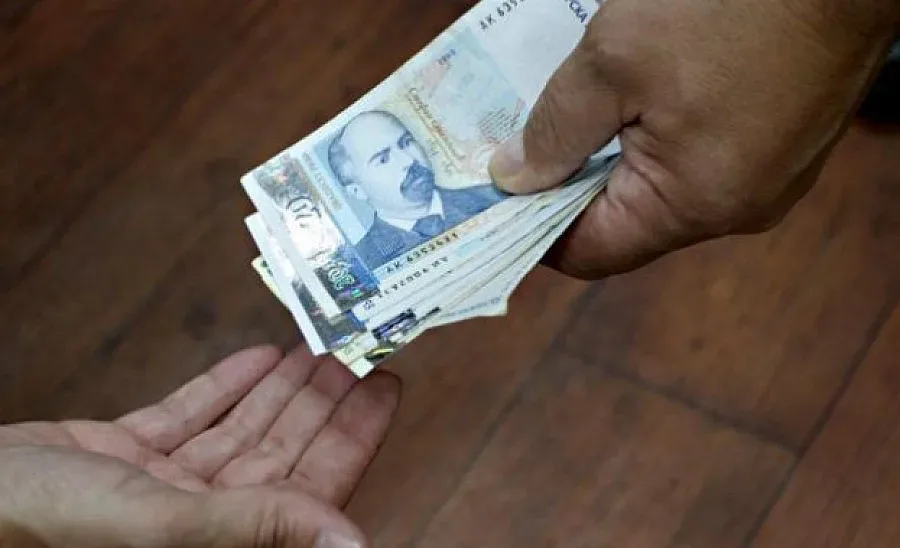 Полицията хвана двама за купуване на гласове в Смолянско