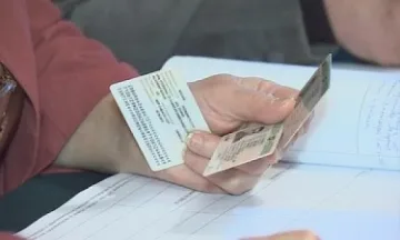 Гишетата за документи работят извънредно заради изборите