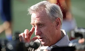  Йохан Кройф с диагноза рак на белите дробове