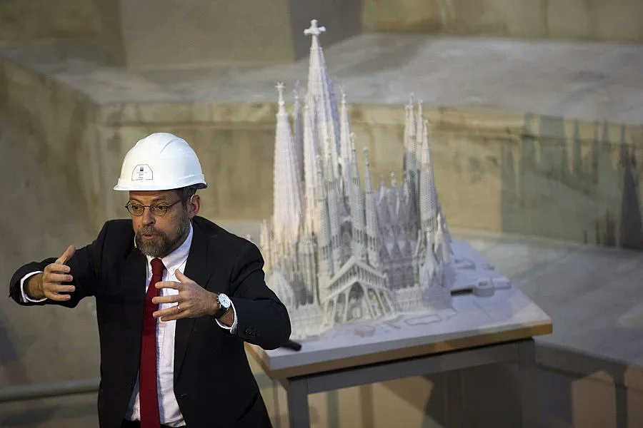 „Саграда Фамилия" става най-високият храм в Европа