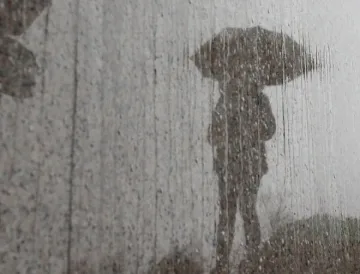 Валежите започват, температурите се понижават