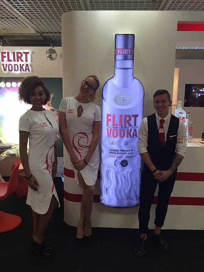 Кан представя ексклузивно 24 вкуса FLIRT vodka