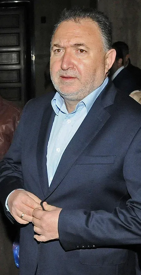 Кабаиванов с шанс за победа на първи тур