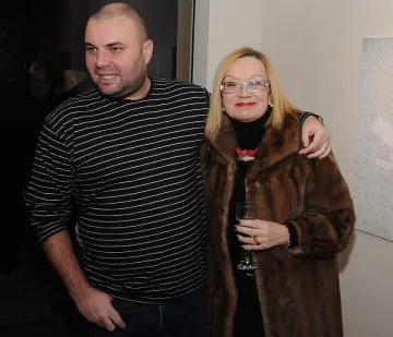 Първи силиконови гърди в БНТ! Носи ги легенда