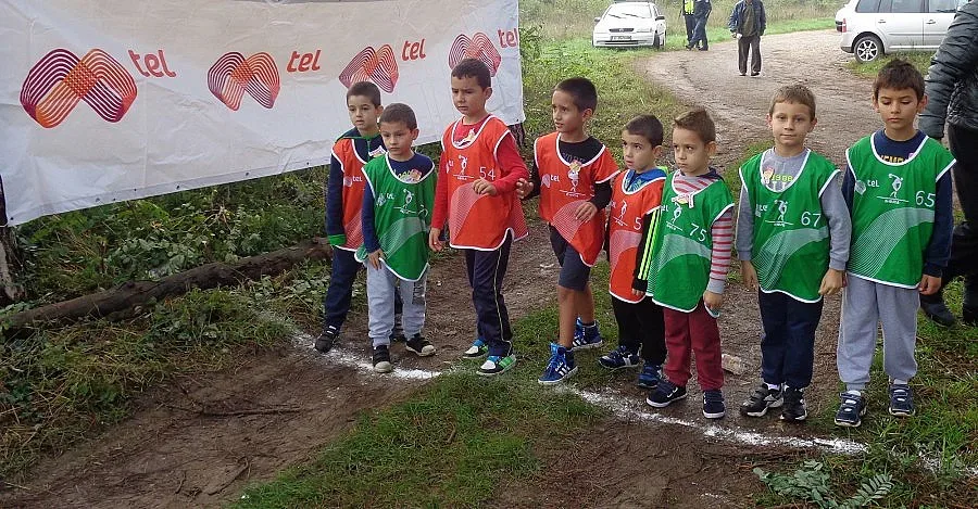 "Мтел атлетика за младежи" и на „Луковитски моми"