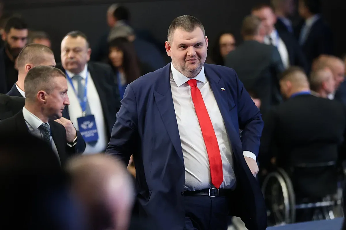 Пеевски обяви: ДПС напуска АЛДЕ! Между нас има ценностен разлом