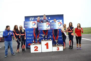 Симеонов спечели първото състезание на затворен маршрут на Hyundai Racing Trophy 