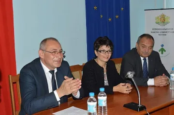 Атанасова към лекарите в Монтана: Винаги ще имате моята подкрепа