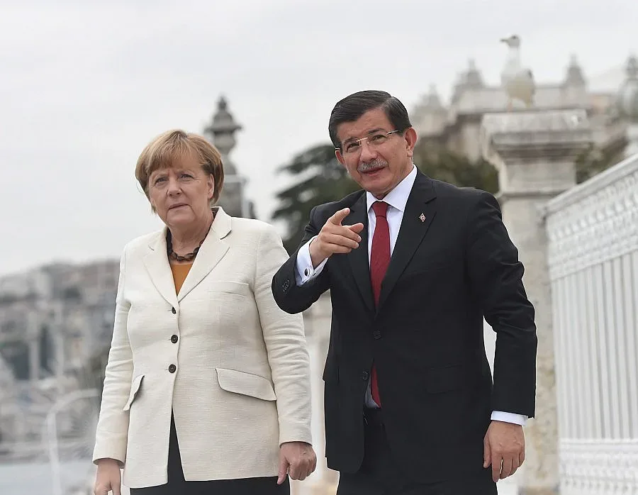 Арестуват 50 чужденци за атентата в Анкара