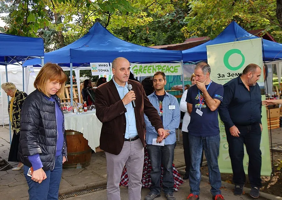 Фандъкова: Създаваме нови места за фермерски пазари