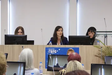 Габриел: Фандъкова е пример за градивната сила на жените в местната власт