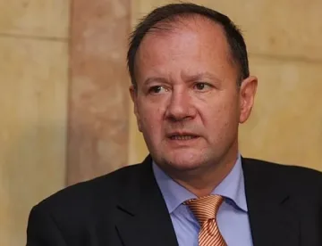 Миков: Денят на нищетата е рожба на дясната политика