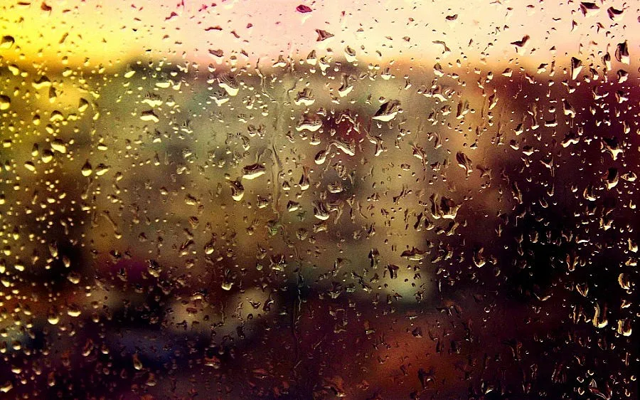 Слаб дъжд в събота