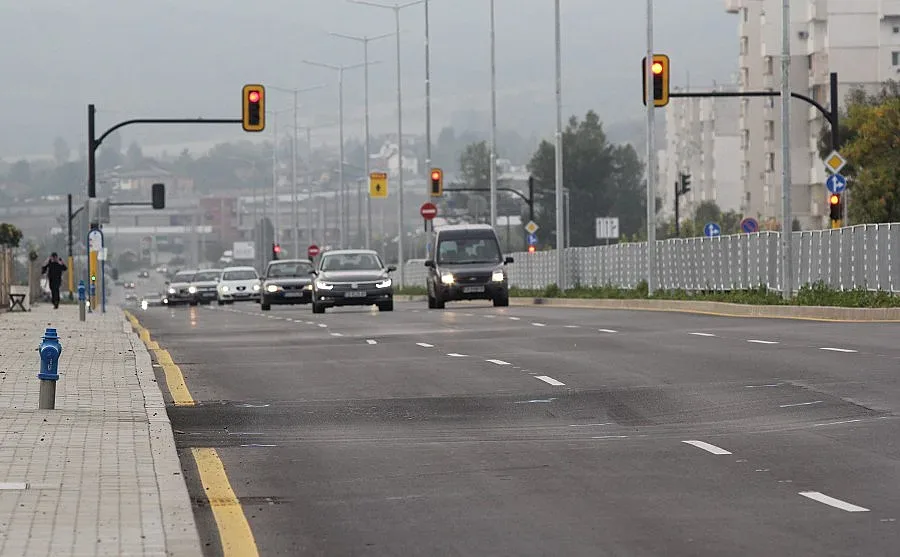 Ремонтират пропадналия бул. "Александър Малинов", 