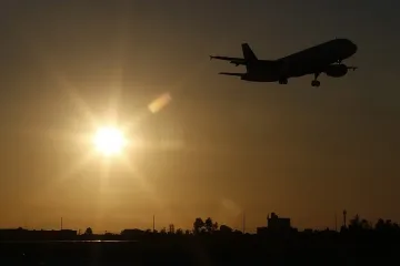 Срив на системата блокира десетки по летищата в САЩ