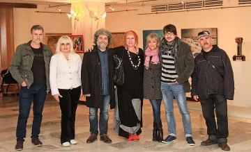 Майстори от Русе на жълтите павета  