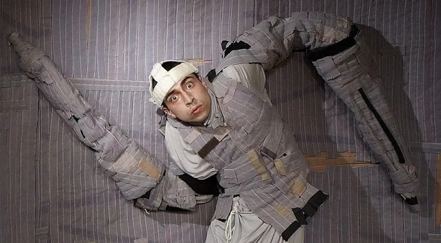 Нина пак режисира Гогол за "199" 