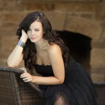 Кейтлин Луск идва за концерта на "Властелинът"