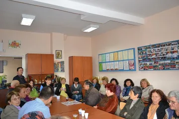 Райчева: Възстановяваме банята в кв. „Кумарица” 
