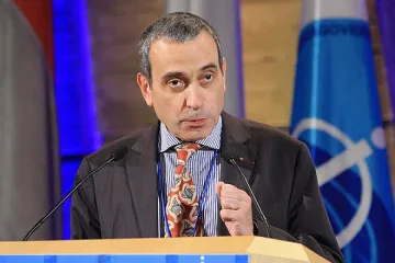 Франция се отказа да прати гей за посланик във Ватикана