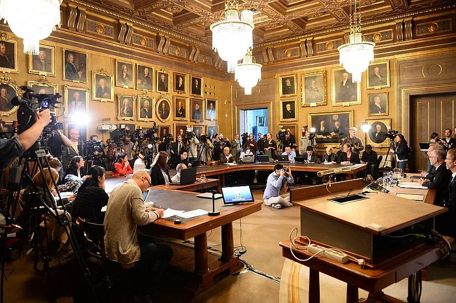 Dell с рекордна сделка за $67 млрд.