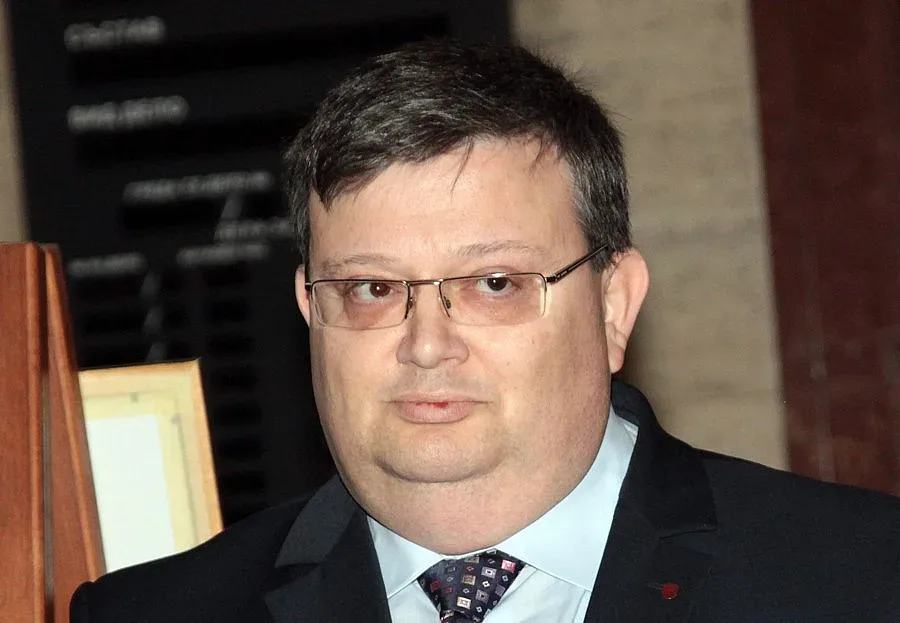 Дадоха на Цацаров  списък с изборни брокери