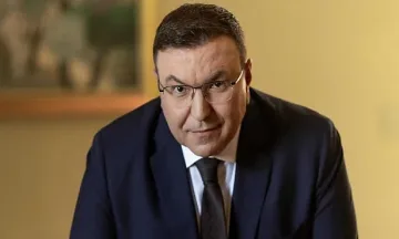 Проф. Костадин Ангелов: Здравеопазването е за човека, не за себе си
