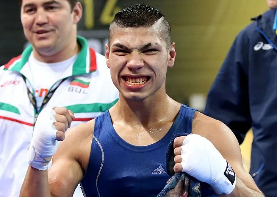 Тайсъна аут от световното в Доха