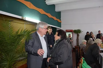 Проф. д-р Димитър Стойков откри пенсионерския клуб в Славяново