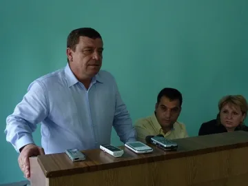 Кандидат-кметът Жельо Вардунски връща линейките в община Камено