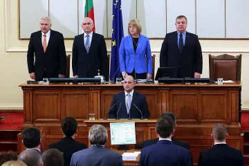 Иван Ибришимов смени Мая Манолова в НС