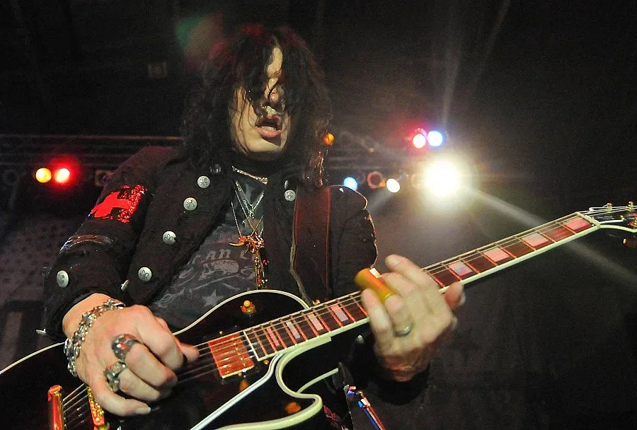 Том Кийфър в София: 50% рок, 50% блус