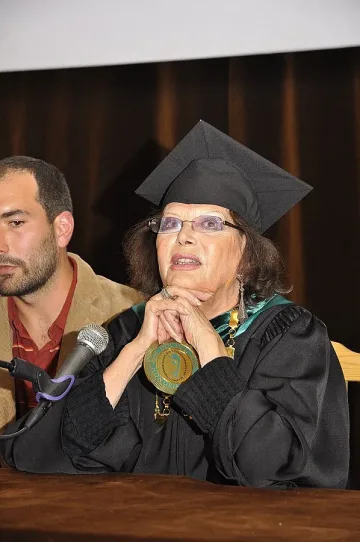 Клаудия Кардинале вече е  Doctor honoris causa на НАТФИЗ 