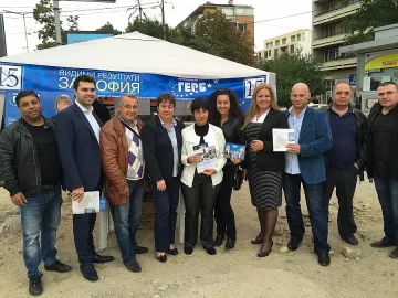 Стоянова: Реновирахме над 2700 кв.м.тротоари 