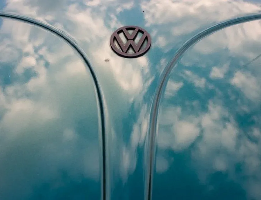 "Фолксваген" поправя всички коли за година