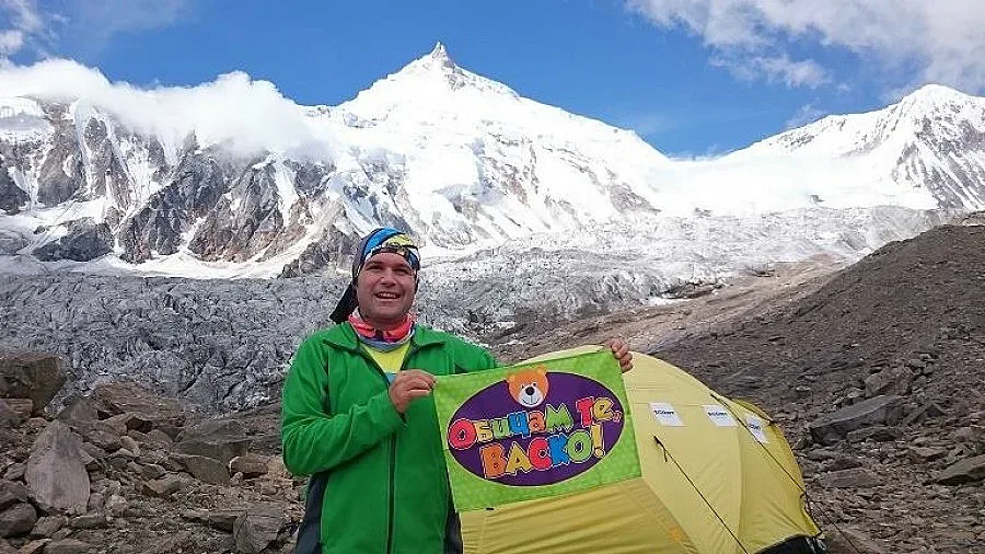 Веганът Скатов покорил Манаслу от трети опит